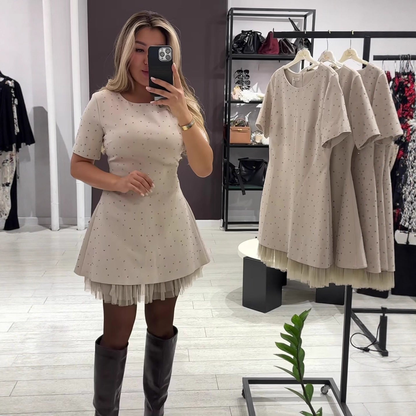 Csillogó tüll miniruha